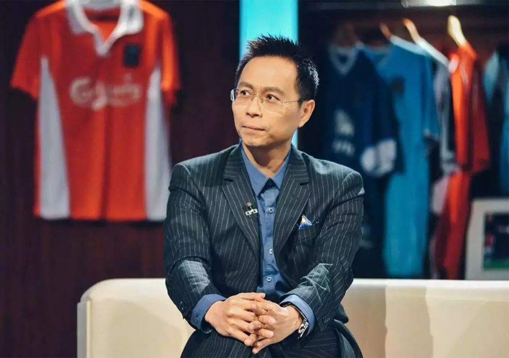 莫雷诺与巴伦西亚的合同将在2027年6月到期，尤文图斯也想签下他，但是如果纽卡斯尔真的报价4000万欧元，那么尤文图斯签下莫雷诺将变得非常困难。